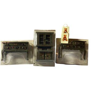 Bears From Past Doll House Miniature Furniture Antique Green Teddy Bears Cabinet